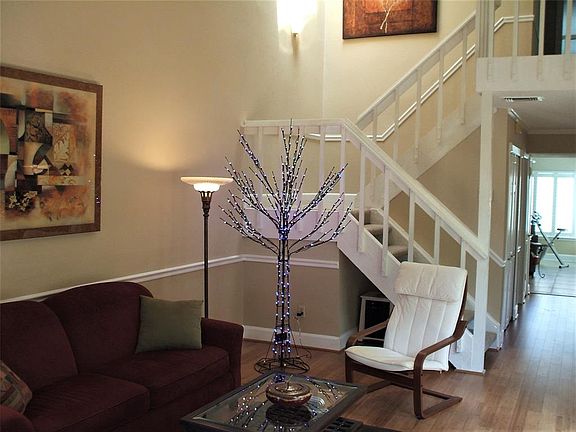 5th image of 13608 Hollowgreen Dr #13/133