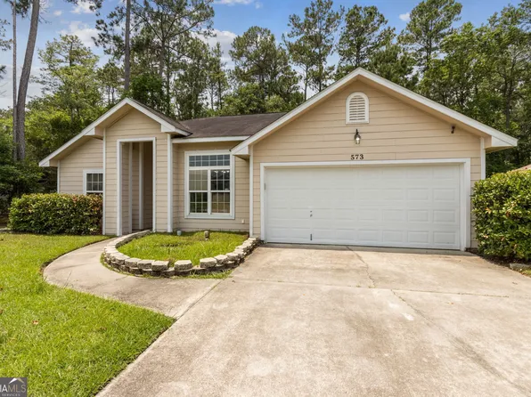 573 Henrietta St, Kingsland, GA 31548