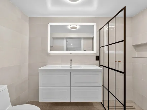 31 Bayview Avenue image 20 of 37