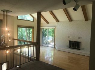 10220 31st Ave N, Plymouth, MN 55441