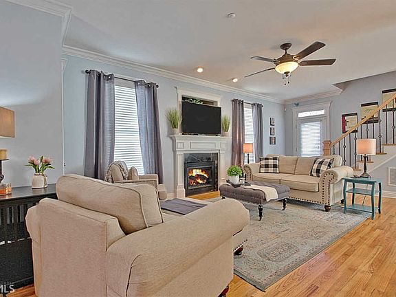 4th image of 110 Concord Ct