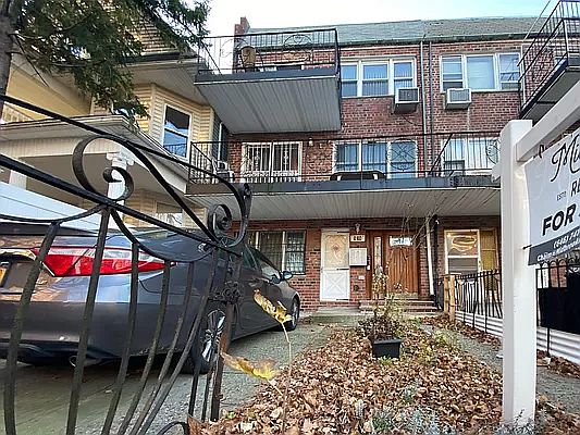 1st image of 538 E 8th St #1A