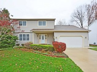 5615 S Nantucket Dr, Lorain, OH 44053