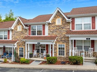 528 Orchard Valley Way, Sevierville, TN 37862