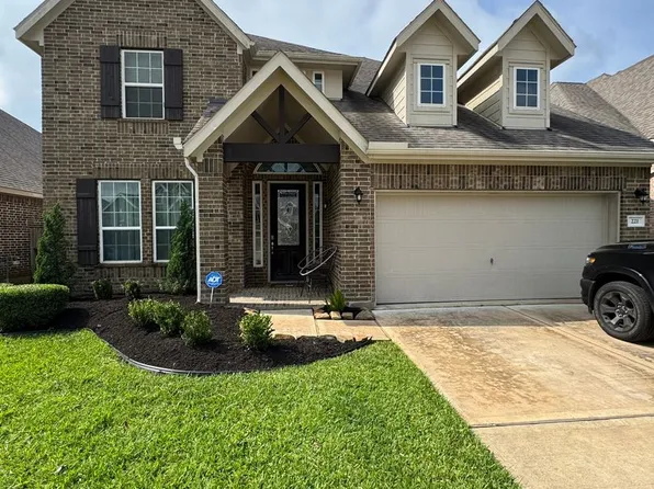 221 Ashley Way, Alvin, TX 77511
