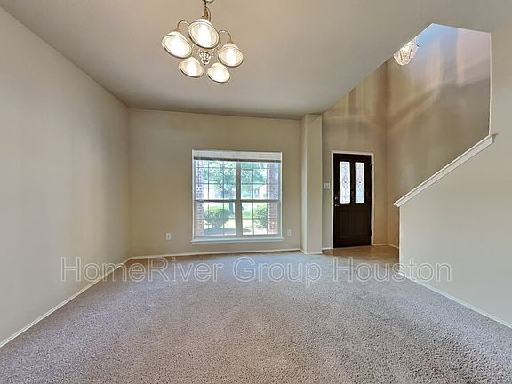 3rd image of 8630 Cedar Walk Dr