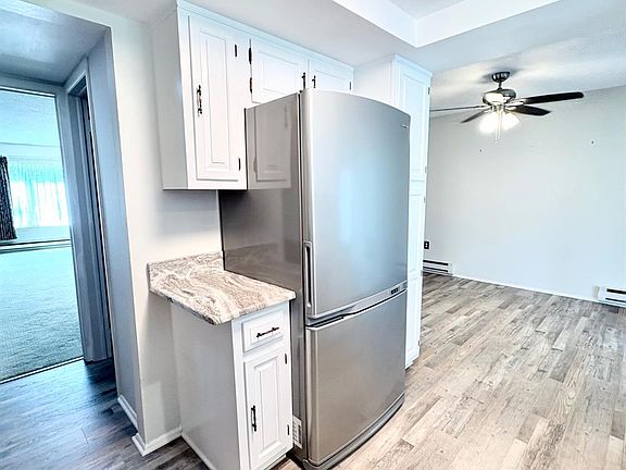 4th image of 350 Jutland Dr #A