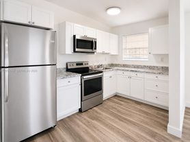 46 NW 62nd St, Miami, FL