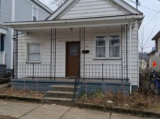 309 8th Street, Moundsville, WV 26041