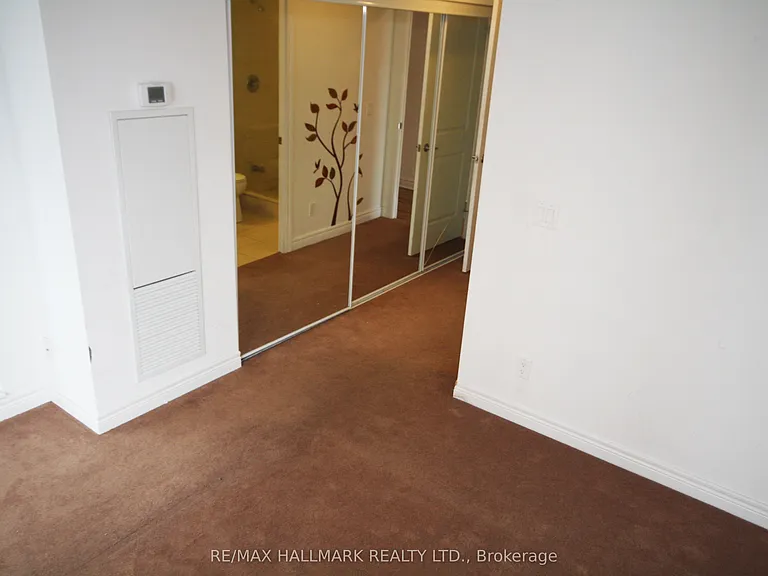 50 Town Centre Ct #1710 — Photo 9