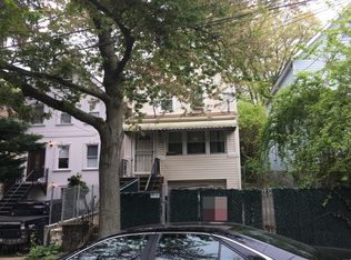 123 Roe St, Staten Island, NY 10310