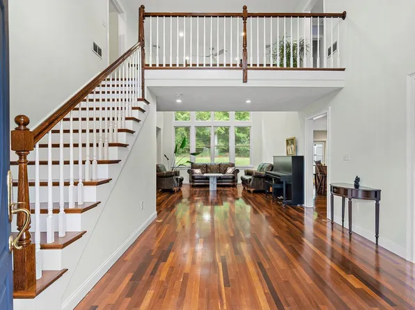 139 Willow St, Acton, MA 01720