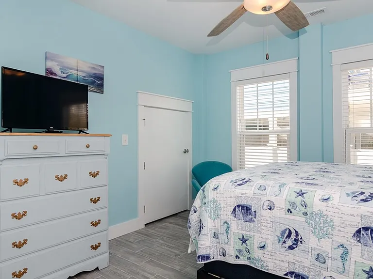 1211 N Fort Fisher Blvd #B — Photo 30