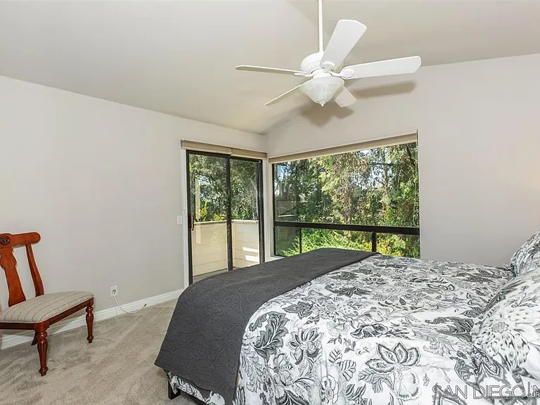 10470 Ridgewater Ln — Photo 16