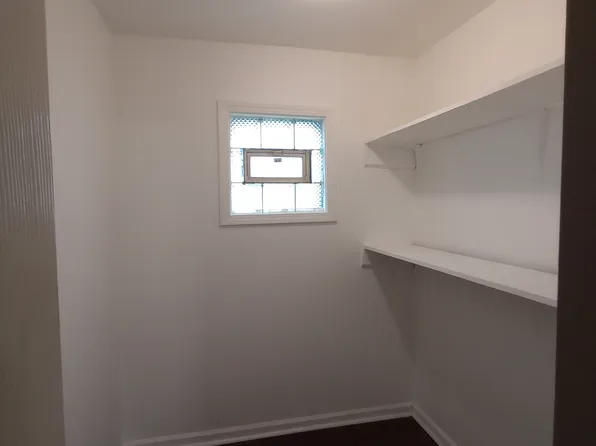 32 E 120th St, Chicago, IL 60628