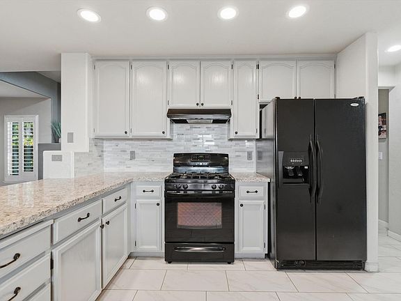 4th image of 3502 Ignacio Cir