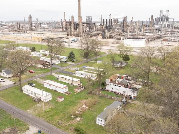 113 Ohio Ave, South Roxana, IL 62087