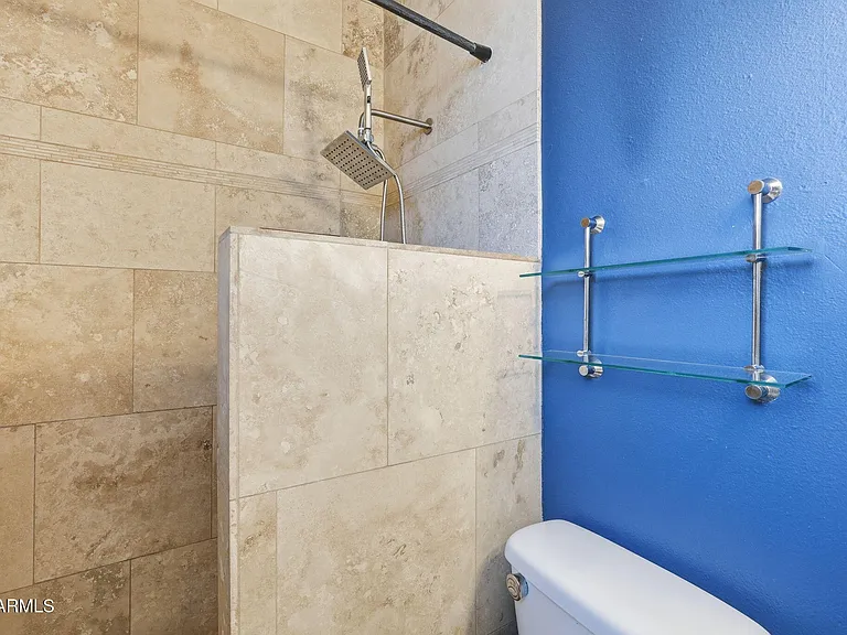 1609 E Gaylon Dr — Photo 29