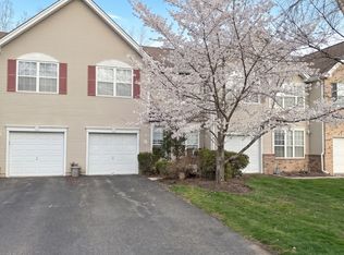 397 Green Mountain Rd, Mahwah, NJ 07430