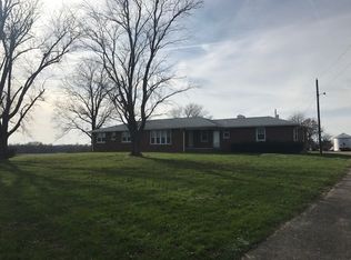 2133 Maurer Rd, Boonville, IN 47601