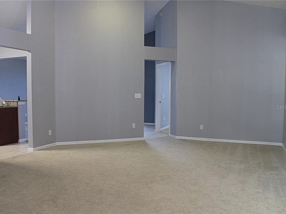 3rd image of 634 Samantha Ln