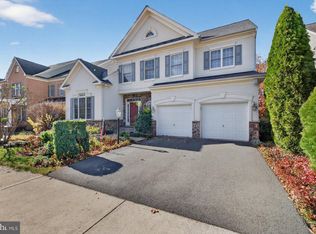 43656 Riverpoint Dr, Leesburg, VA 20176