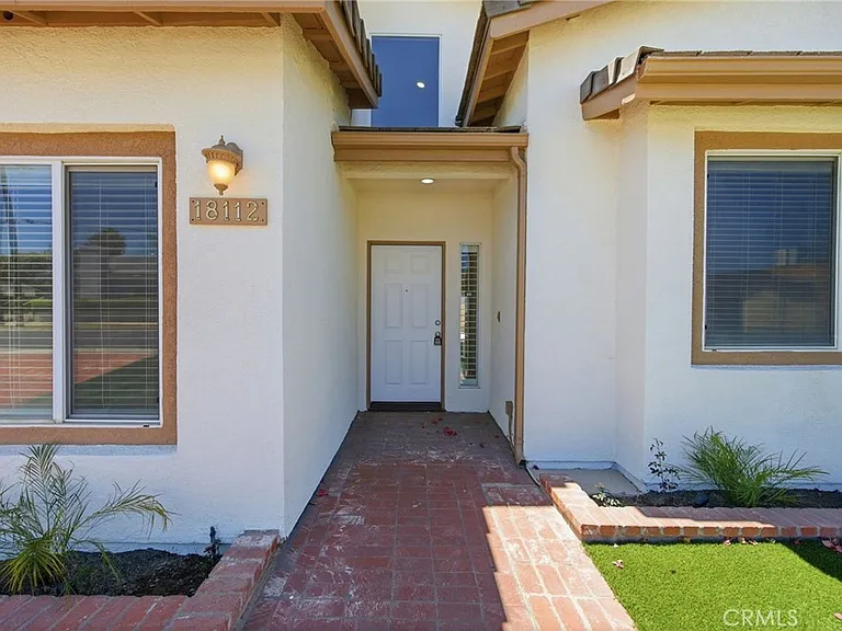 18112 Osborne St — Photo 14