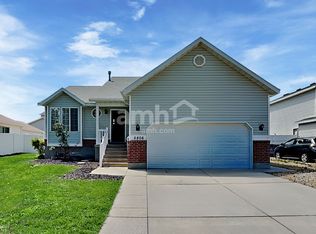 5806 S Stone Flower Way, Salt Lake City, UT 84118