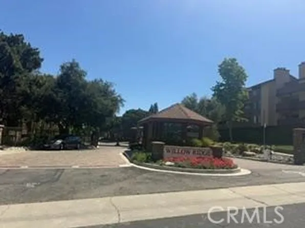 2500 E Willow St Unit 210, Signal Hill, CA 90755