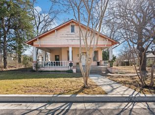 6860 Routt St, Fort Worth, TX 76112