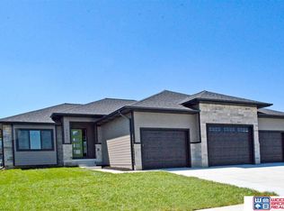 1121 N 102nd St, Lincoln, NE 68527