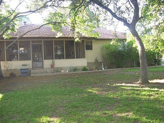 4th image of 121 Spanish Oak Ln W