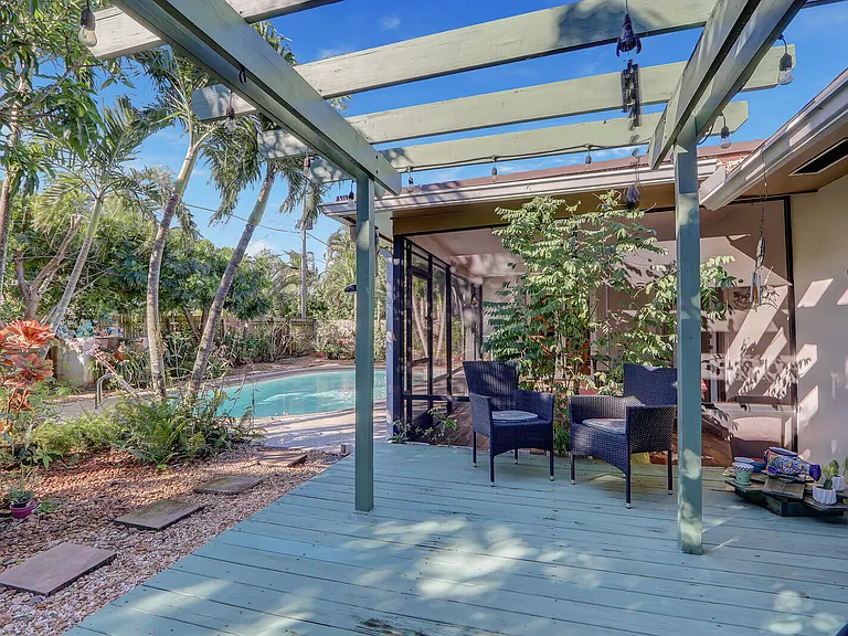 5140 Laird Ln — Photo 38