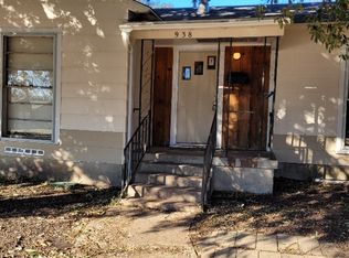 938 SW 5th St, Grand Prairie, TX 75051