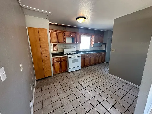 1625 N Roosevelt St — Photo 2