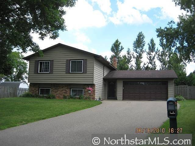 Home for Sale in Burnsville, MN $154,900