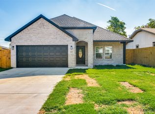 3122 Ross Ave, Fort Worth, TX 76106