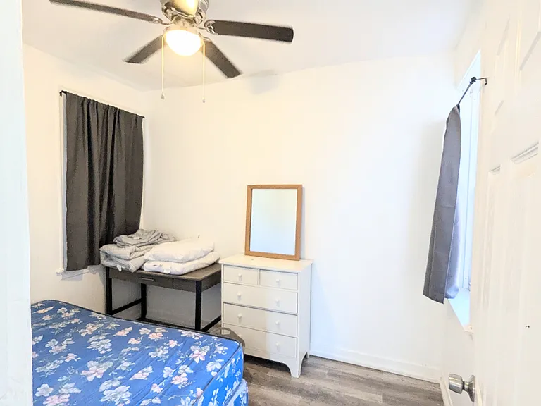Bedroom #1