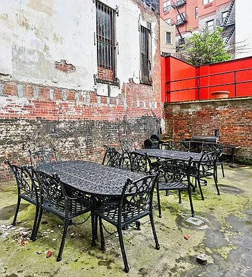 Sold by Avenue Sotheby's International Realty | media 19