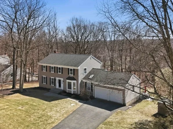 51 Winay Ter, Washington Twp., NJ 07853