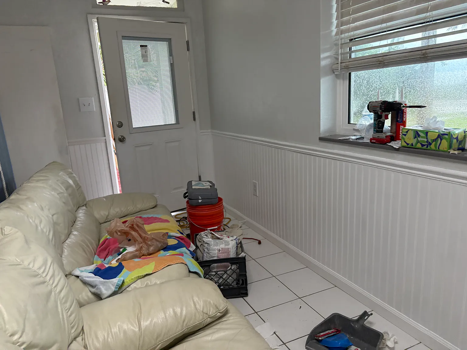Studio, 200 sqft, $1,195 — Photo 3