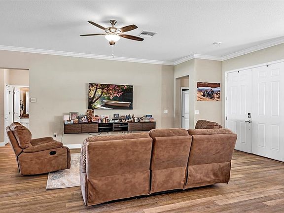 5th image of 340 RUTH JENNINGS DRIVE