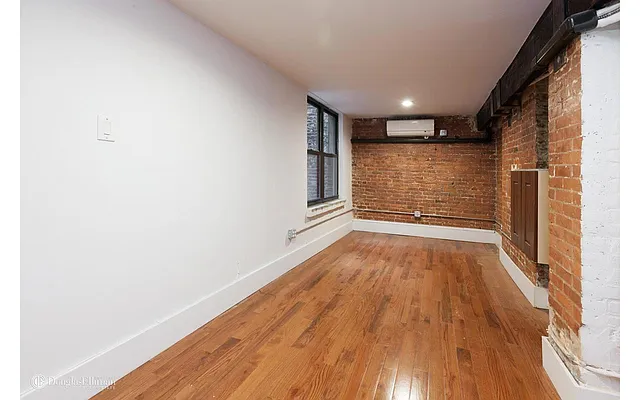 Rented by Douglas Elliman | media 8