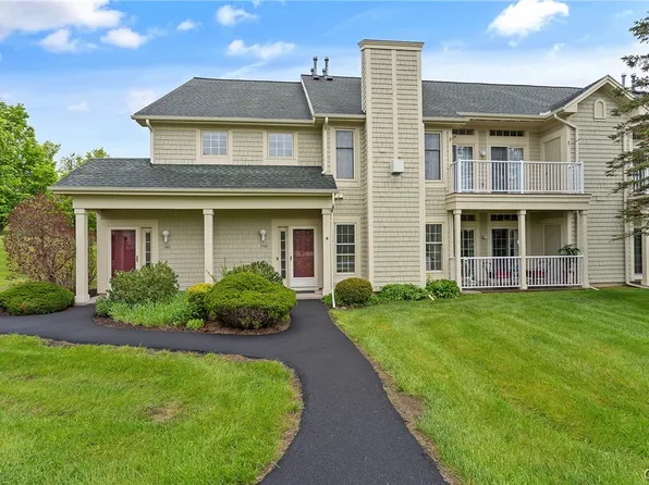 1302 Greymoor Way, Baldwinsville, NY 13027