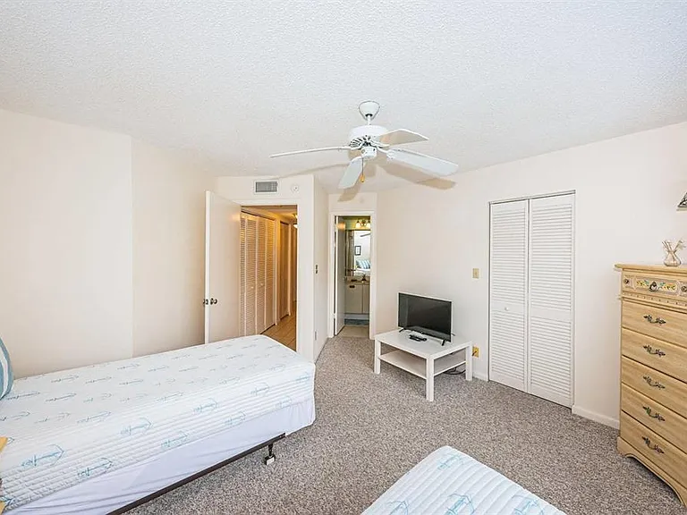 6050 Bahia Del Mar Cir #120 — Photo 17