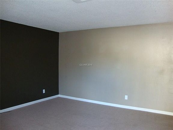 3rd image of 604 Evergreen St #0