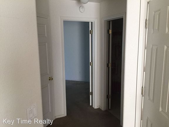 4th image of 728 Morro Dr