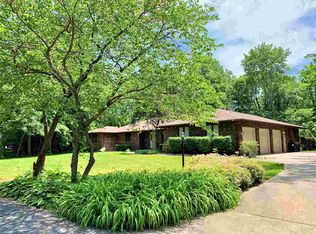 26 Waldheim Rd, Morton, IL 61550