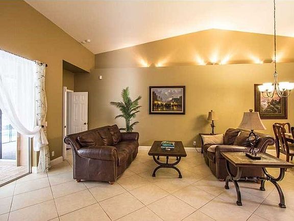 4th image of 5512 NW 57th Ave