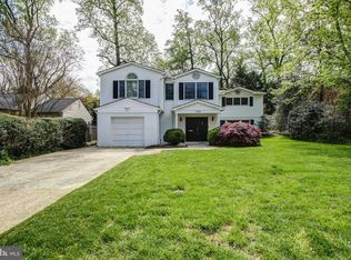 5709 Kirkwood Dr, Bethesda, MD 20816